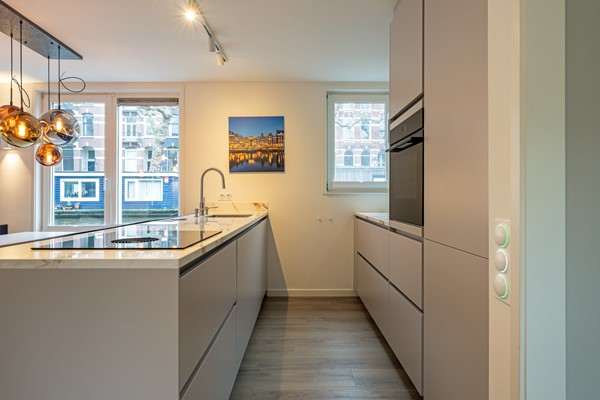 Medium property photo - Stadhouderskade 562, 1073 BB Amsterdam